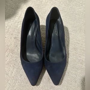 Antonio Melani Medium Heel Women. Size 8M Suede Leather Dark Blue. Pointed Toe.